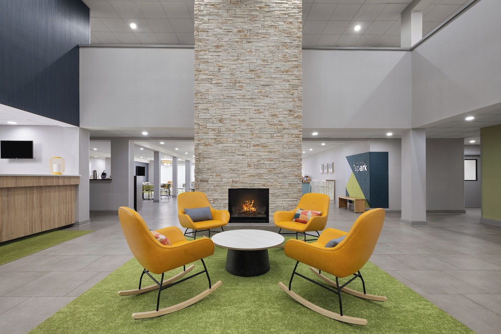 Spark by Hilton Florence North I 95 SC - photo 2
