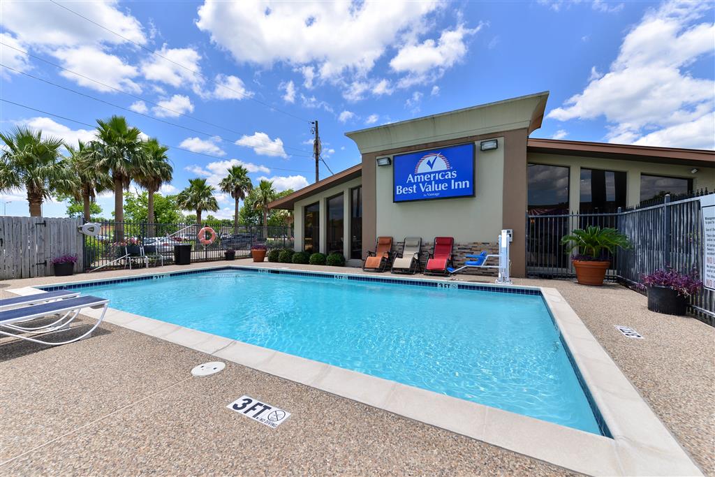 Americas Best Value Inn Angleton - photo 15