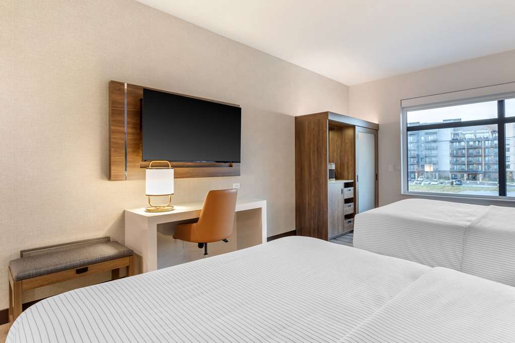 Cambria Hotel Pigeon Forge - photo 14