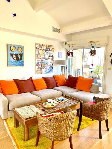 Stylish Marseille Prado Loft Walk To Velodrome And Metro - last minute hotel in Marseille