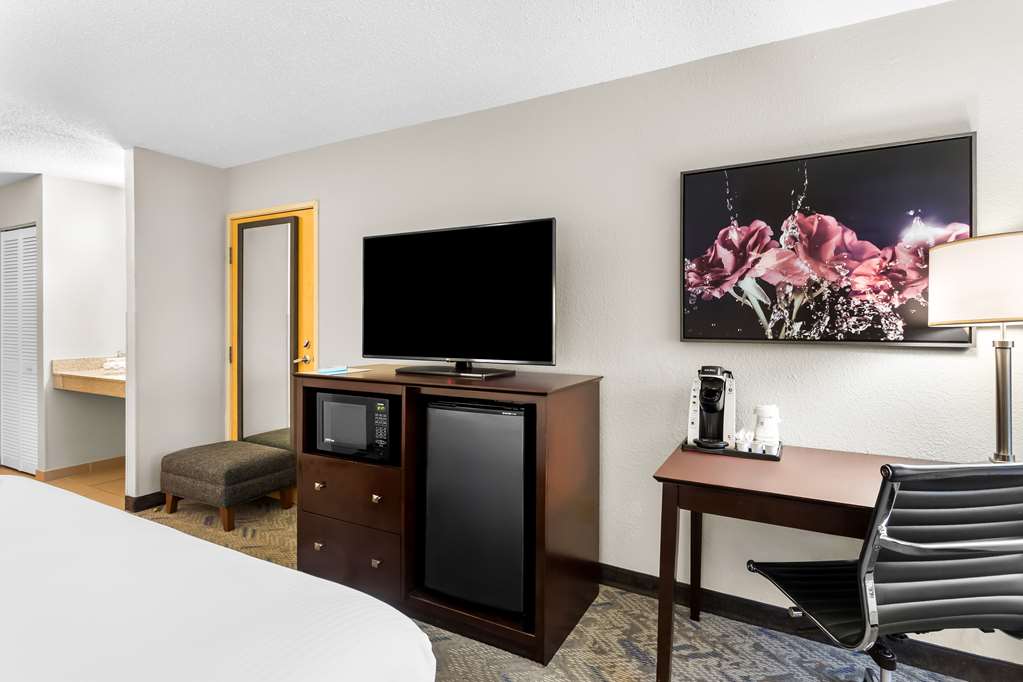 Best Western Oswego Hotel - photo 12