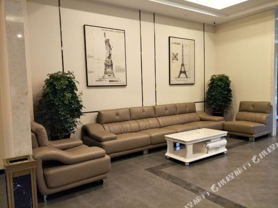 City Hotel — Belgrade — photo 4