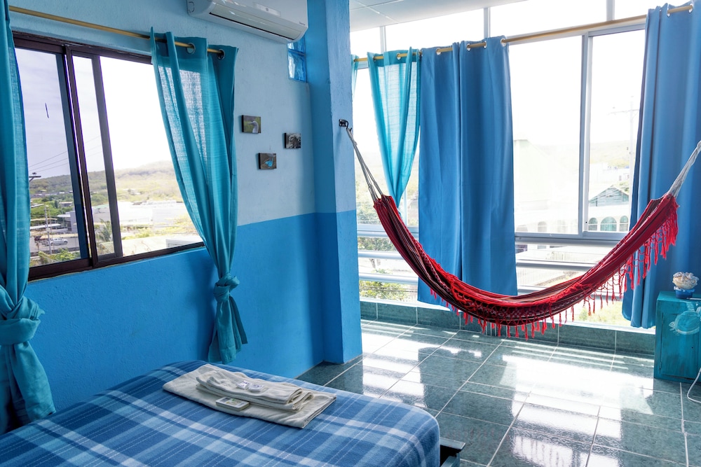 Mango Tree - carbon neutral hotel in Puerto Baquerizo Moreno