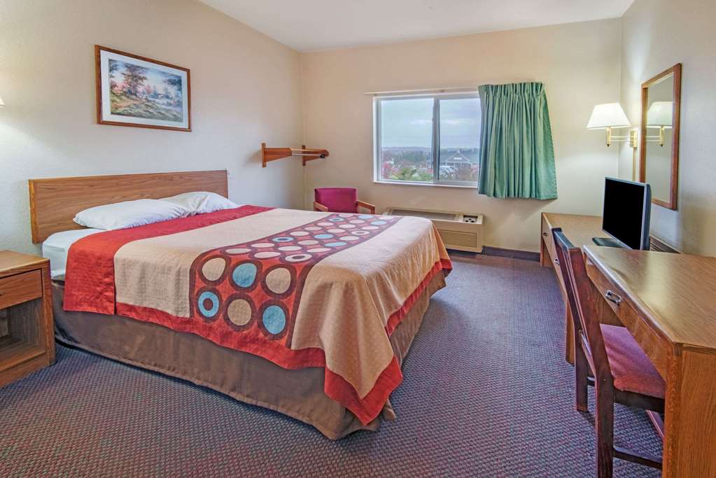 Super 8 by Wyndham Richfield Cleveland - photo 7