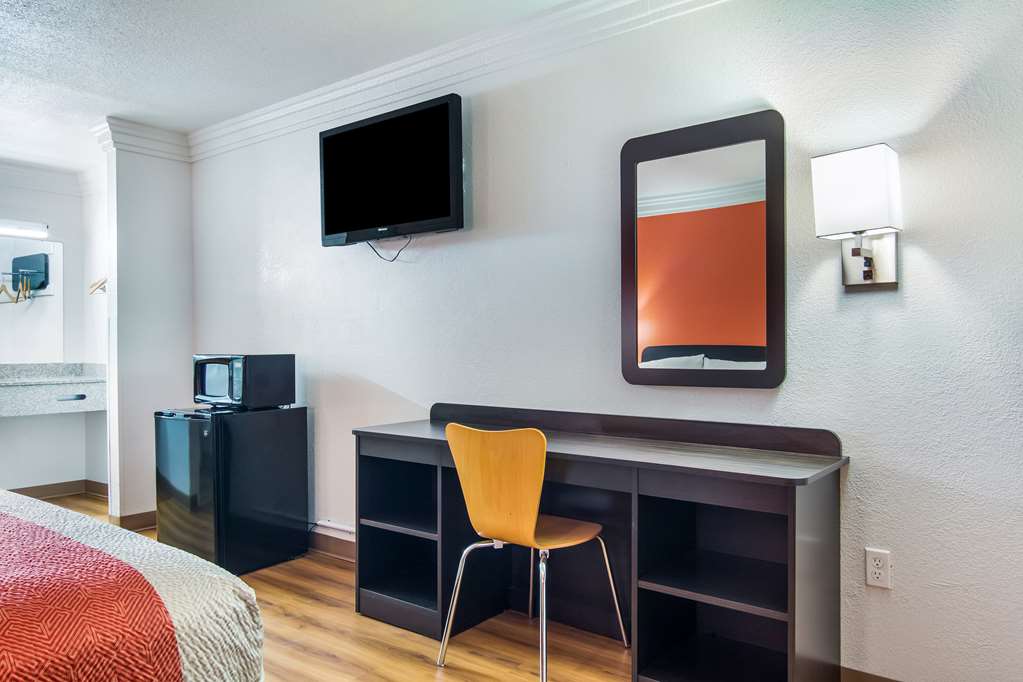 Motel 6 Marshall TX - photo 10