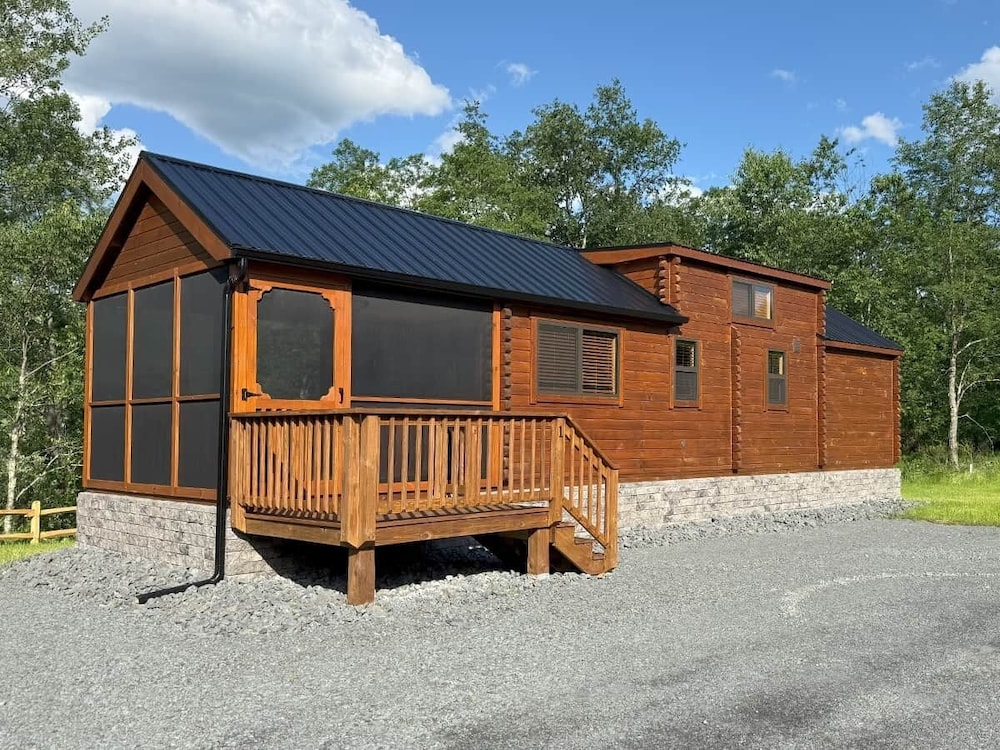 Windham NY Escape - carbon neutral hotel in Windham