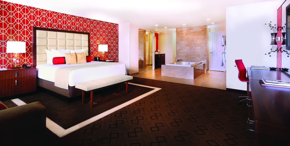 Horseshoe Las Vegas - photo 10