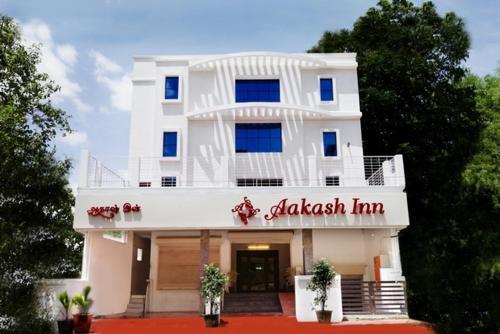 Aakash Inn in Tiruvannamalai, India