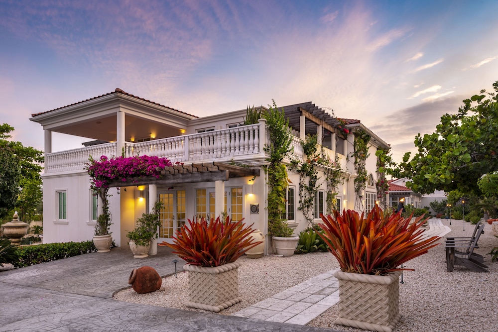 Le Soleil d’Or CaymanBrac in West Bay, Cayman Islands