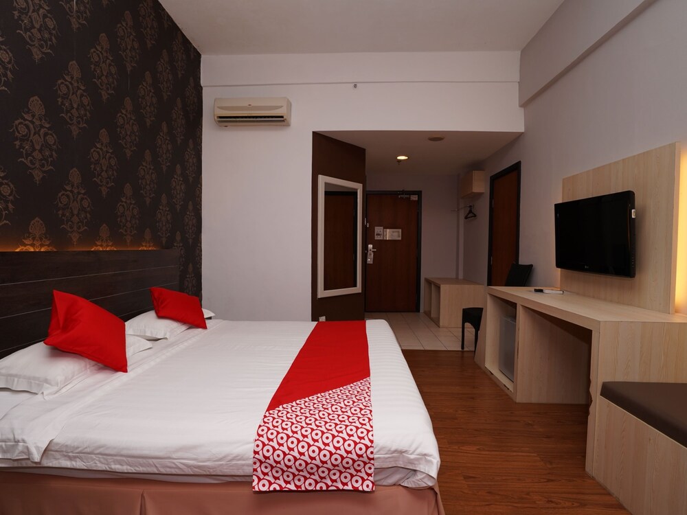 Garden View Hotel - carbon neutral hotel in Seremban