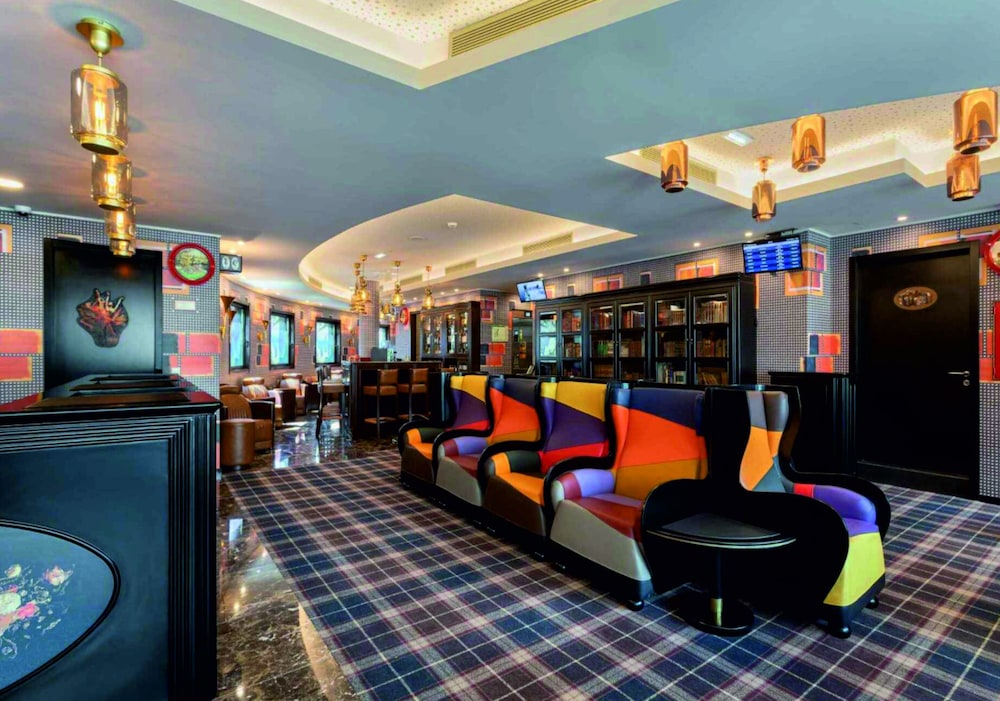 Hotel Jaguar Oporto is Near the Metro has Free Parking and a Free Shuttle Service between the Airport and the Hotel from 7AM to 8PM in Porto, Portugal