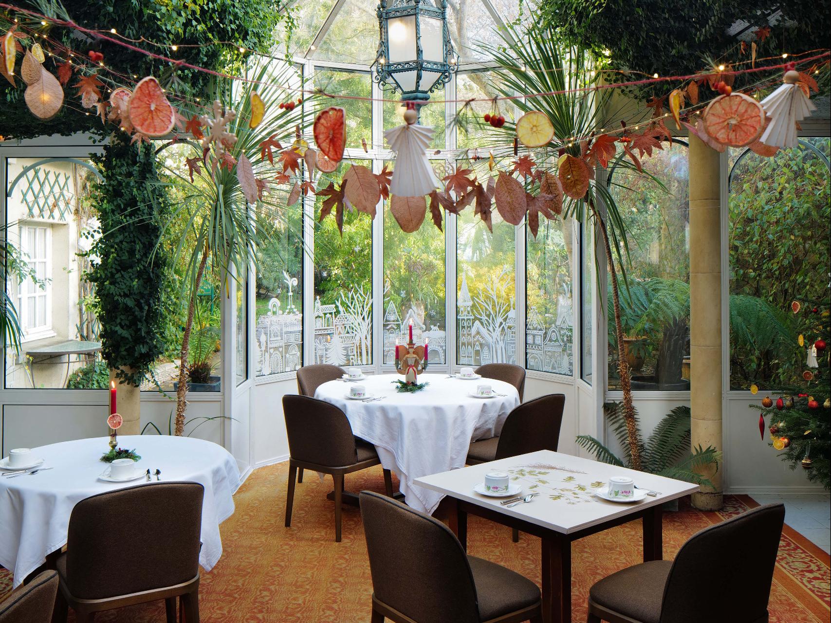 Hôtel Les Fuchsias — hotel in Saint-Vaast-La-Hougue