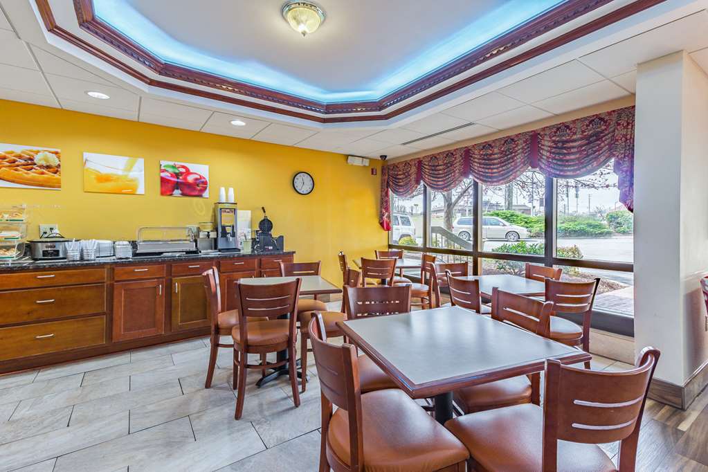 Quality Inn Goodlettsville - photo 30