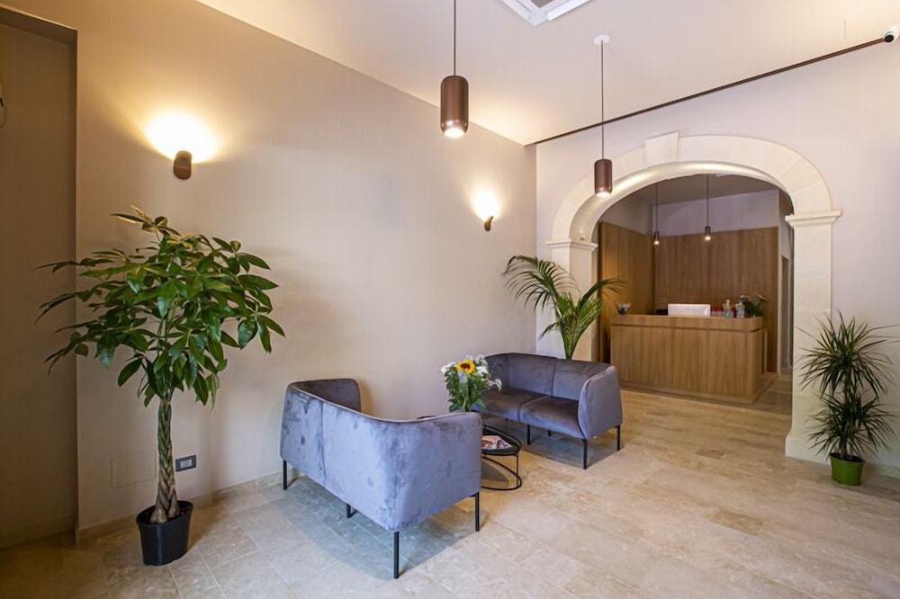 Charme Simon Bolivar in Noto, Italy