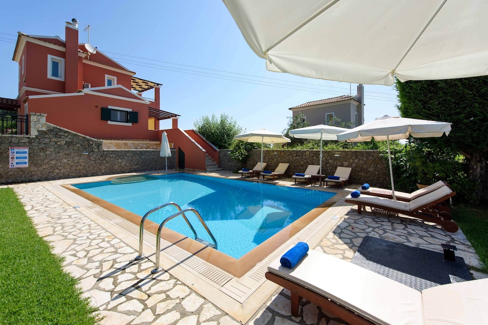 Luxury Villa Lemonia With Private Pool Corfu — 4-Star Luxury Hotel in Corfu, Greece