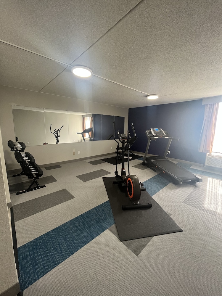 Comfort Inn and Suites Johnson City NY - photo 19