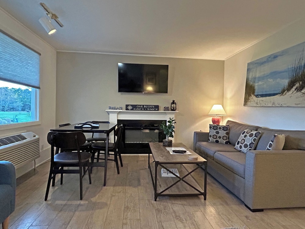 The Island Inn on Martha's Vineyard - photo 19