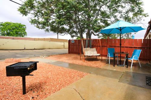 Red Rock Motel and Dam Motel - photo 12