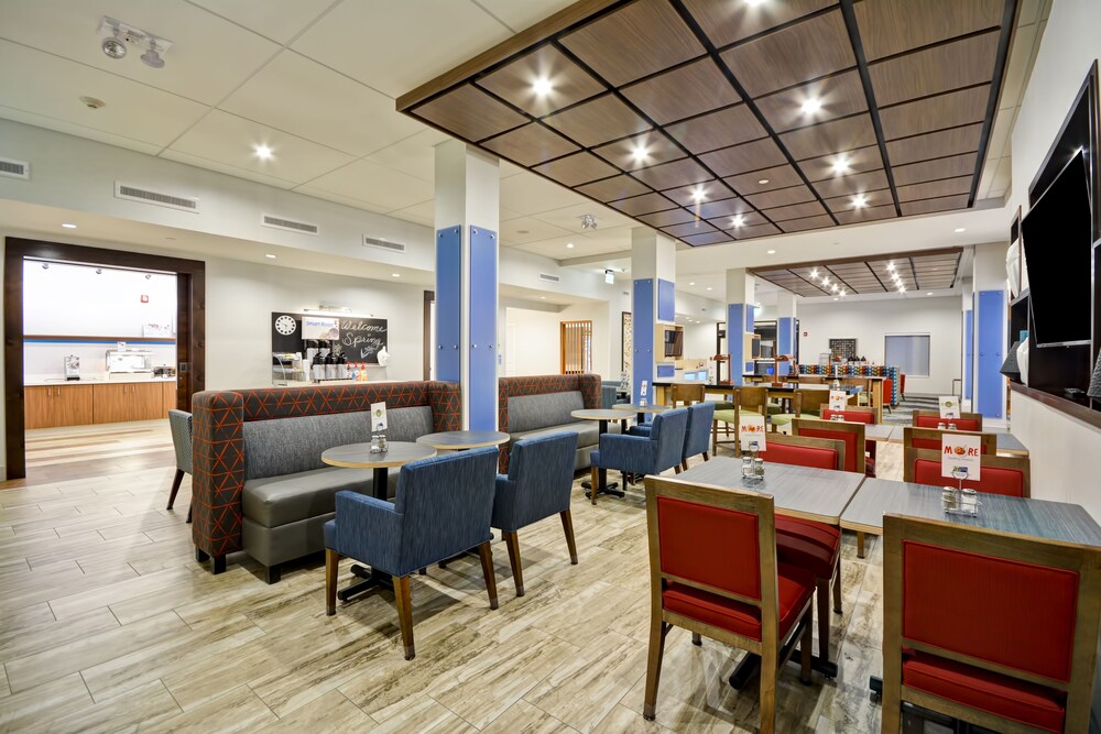 Holiday Inn Express Evansville by IHG - photo 16