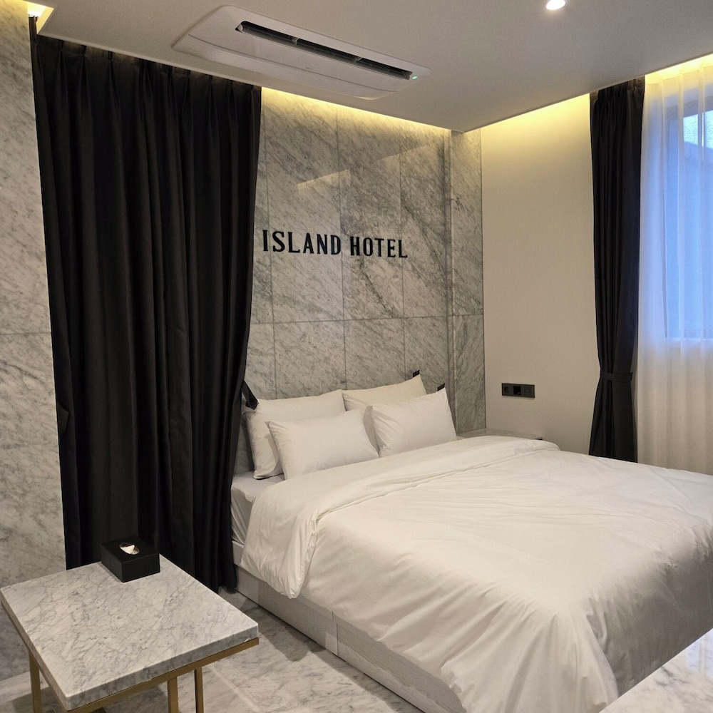 Hotel Island in Ansan-Si, South Korea