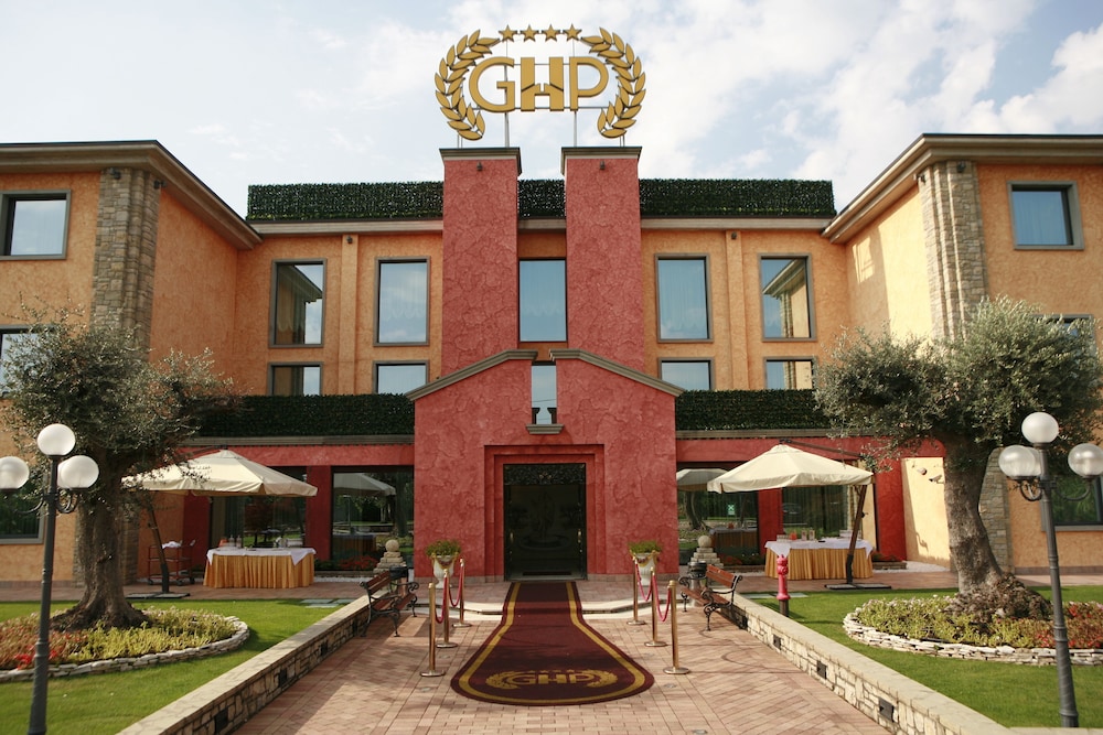 Grand Hotel Del Parco Bergamo Airport — Stezzano