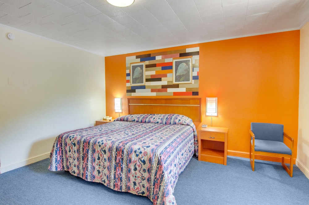 Scottish Inns Collinsville Martinville - photo 22