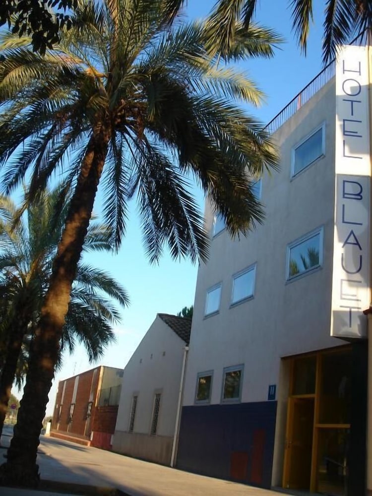 Hotel Blauet by Bossh Hotels — hotel in El Prat De Llobregat