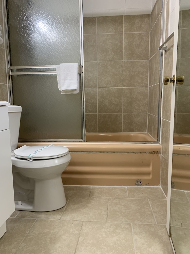 Boone Trail Inn - photo 22