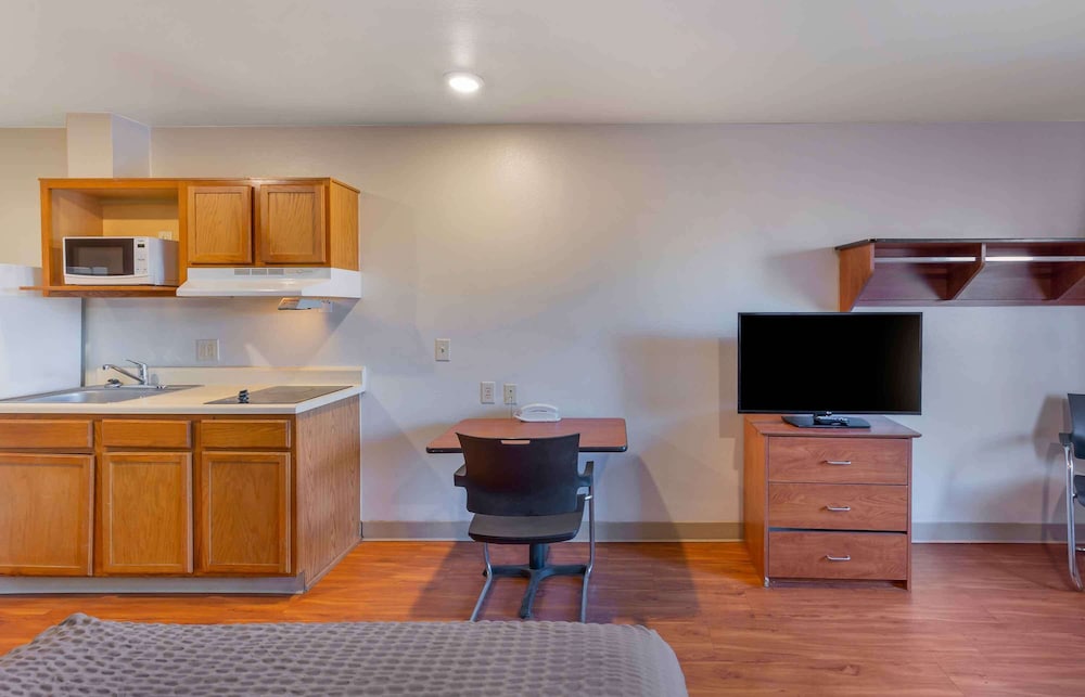 Extended Stay America Select Suites Fayetteville Cliffdale - photo 39