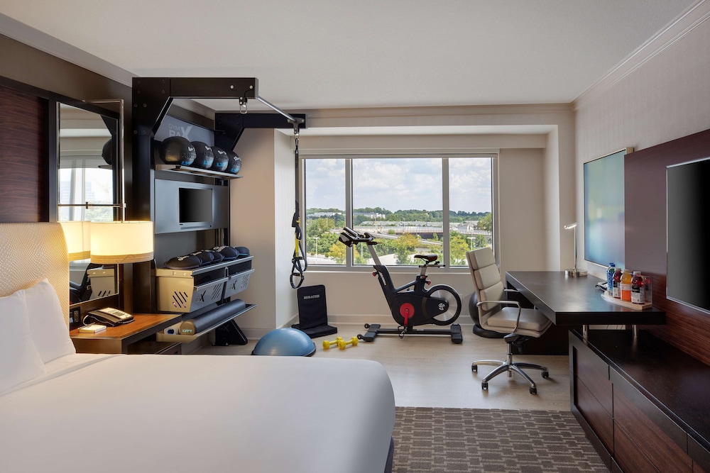Hilton McLean Tysons Corner - photo 12