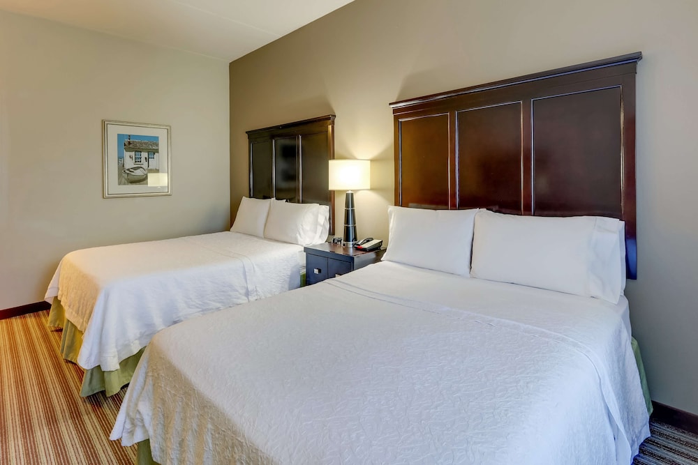 Hampton Inn & Suites Swansboro Near Camp Lejeune - photo 8