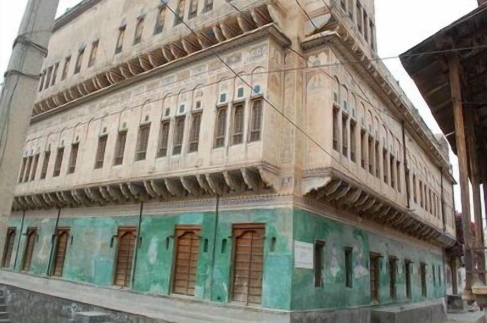 Hotel Ramgarh Fresco — Fatehpur