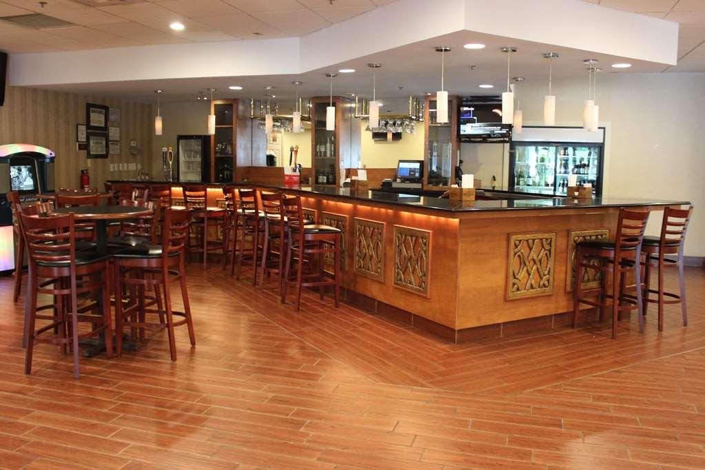 Radisson Hotel Rochester Airport - photo 10