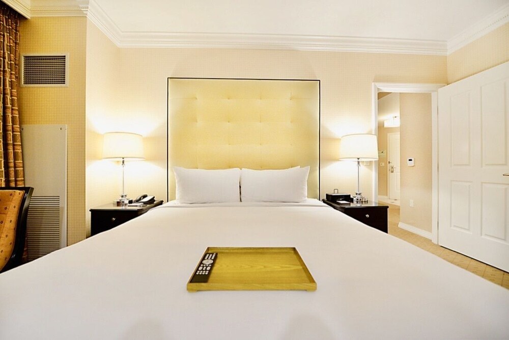ABZ Signature Suites - photo 16