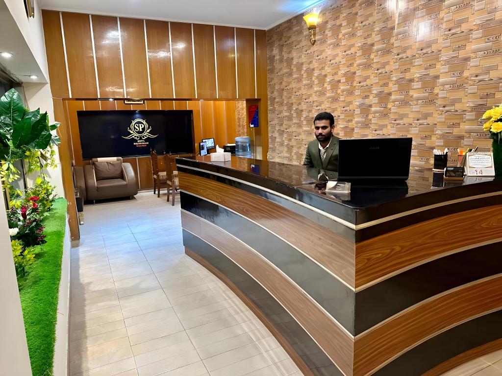 Hotel Shelton Palace in Multan, Pakistan