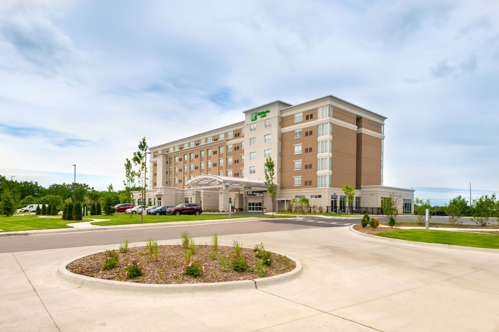 Holiday Inn Hotel & Suites Farmington Hills Detroit NW by IHG - photo 53