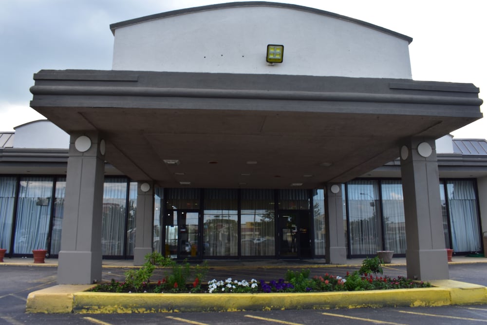 FairBridge Inn Express Melrose Park - photo 3