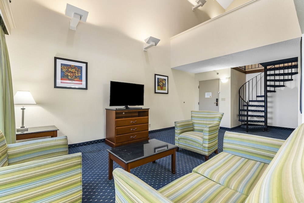 Thousand Hills Resort Hotel - photo 83