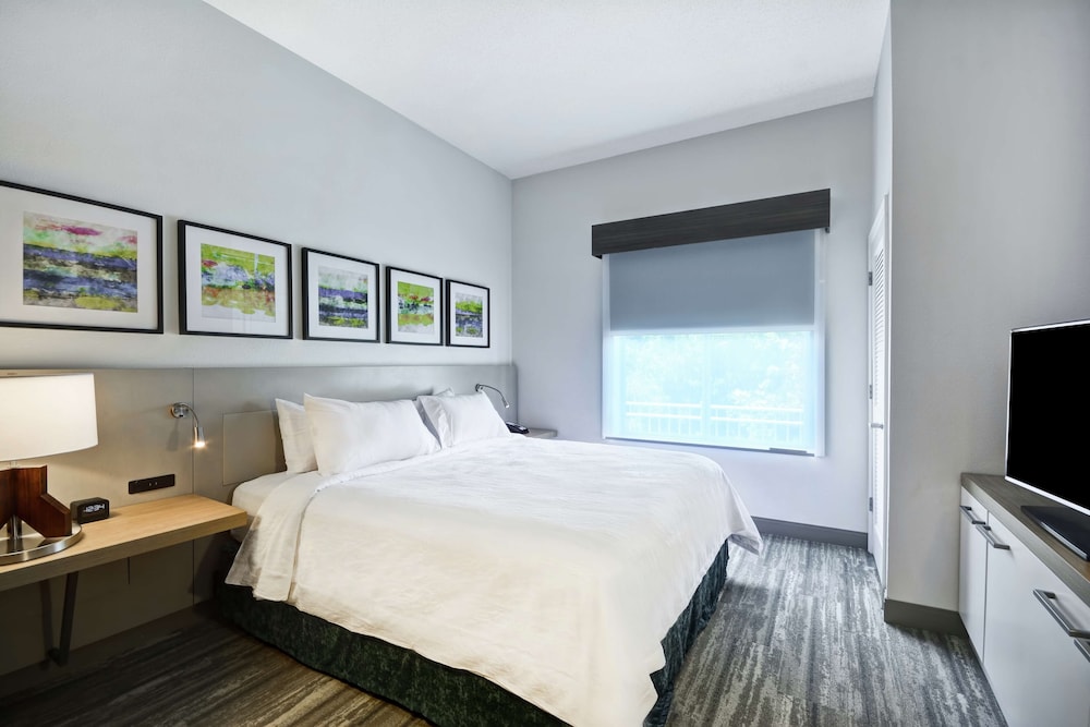 Hilton Garden Inn Panama City - photo 21