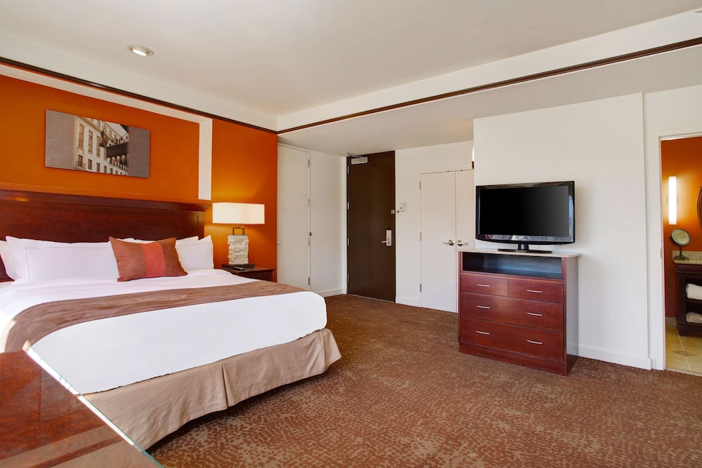 The Emily Morgan San Antonio a DoubleTree by Hilton - photo 52
