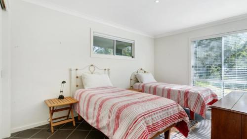 The Blue Beach House — Hawks Nest — photo 5