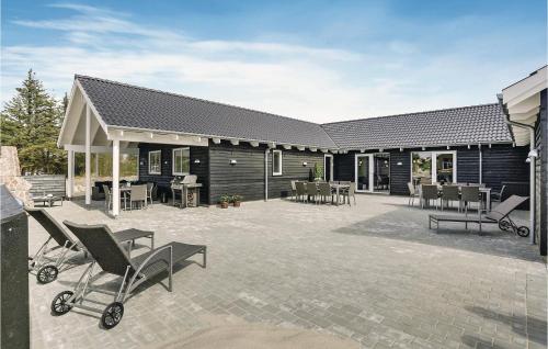 8 Bedroom Lovely Home In Blåvand — 5-Star Luxury Hotel in Varde, Denmark