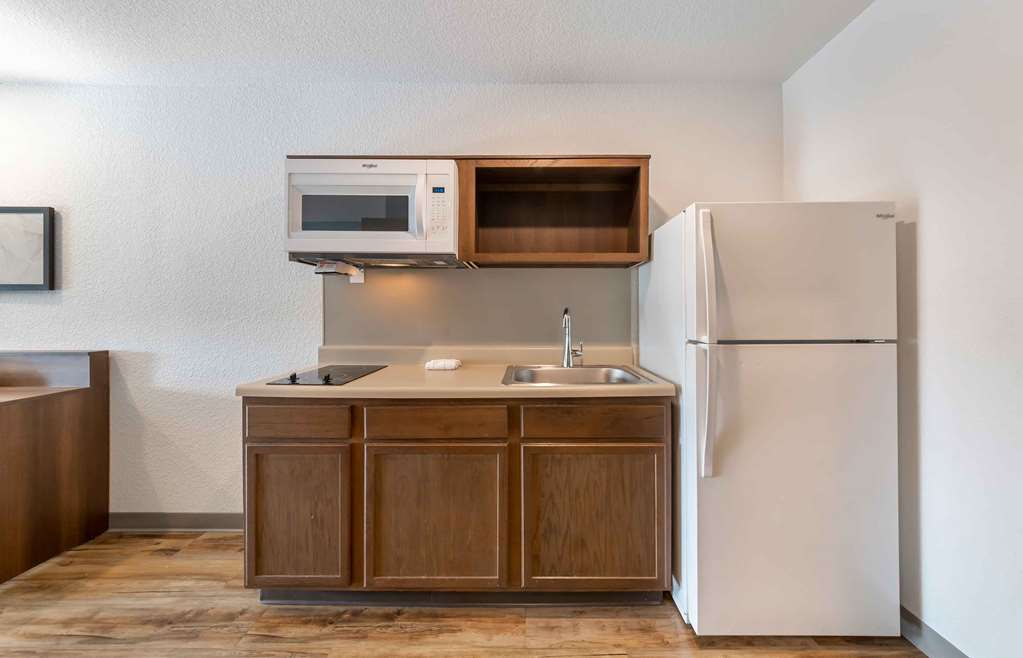 Extended Stay America Select Suites Deerfield Beach - photo 14