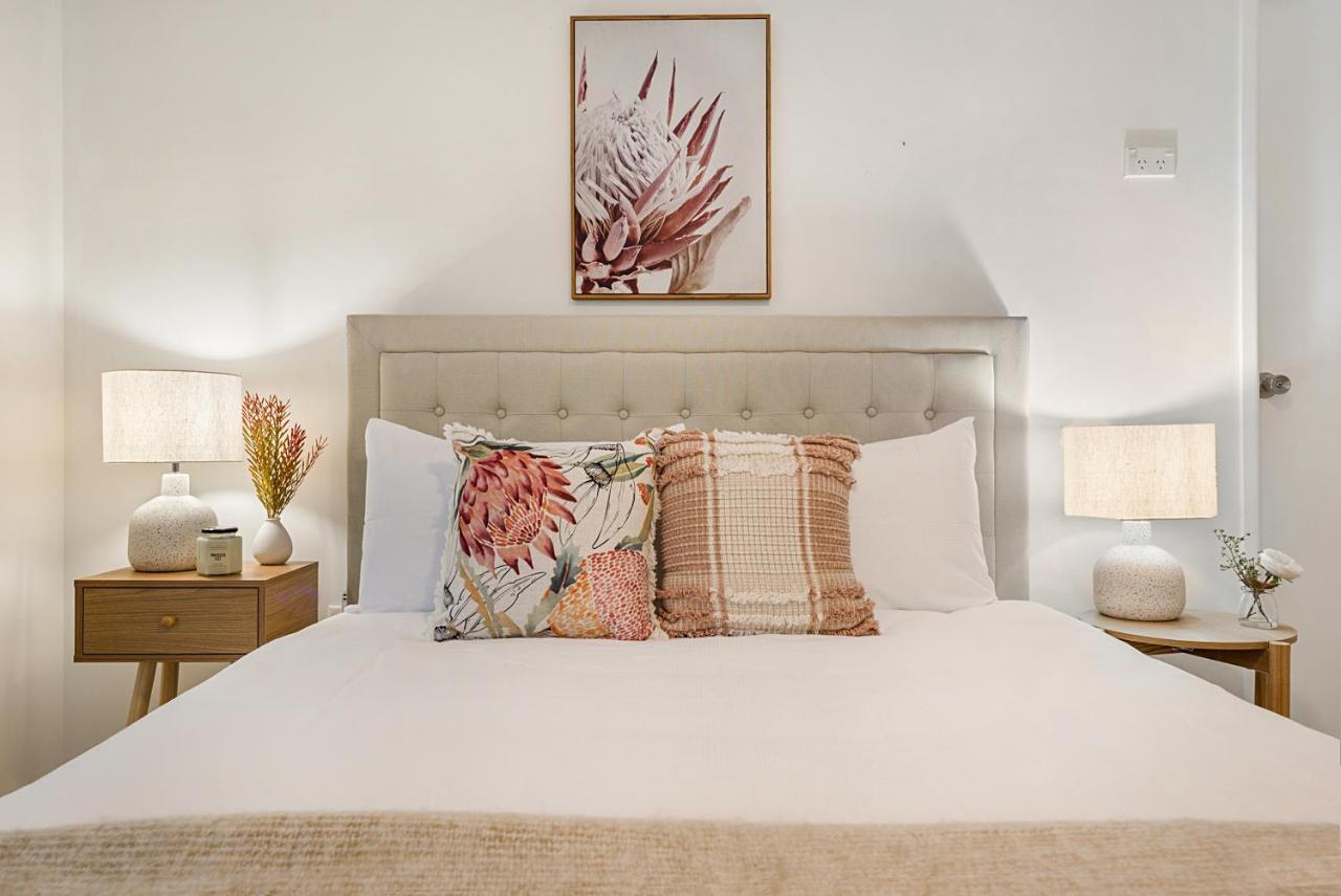 Spacious Family Beach House — 4-Star Luxury Hotel in Battery Hill, Australia