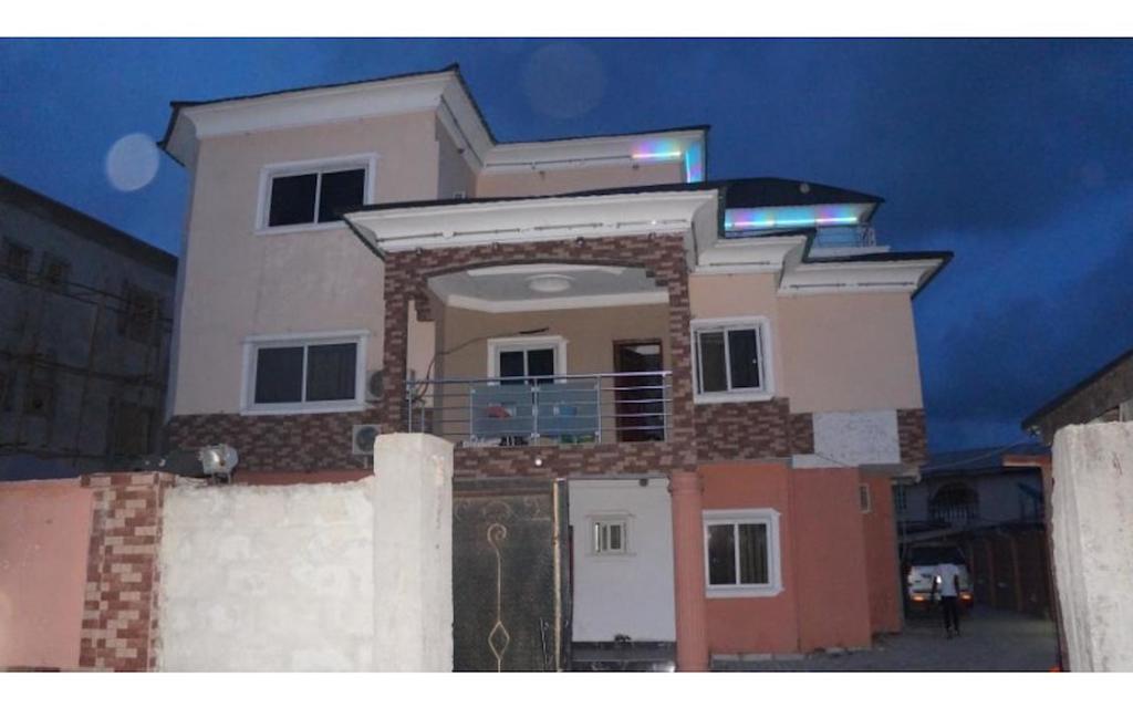 Benito Hotel & Suites