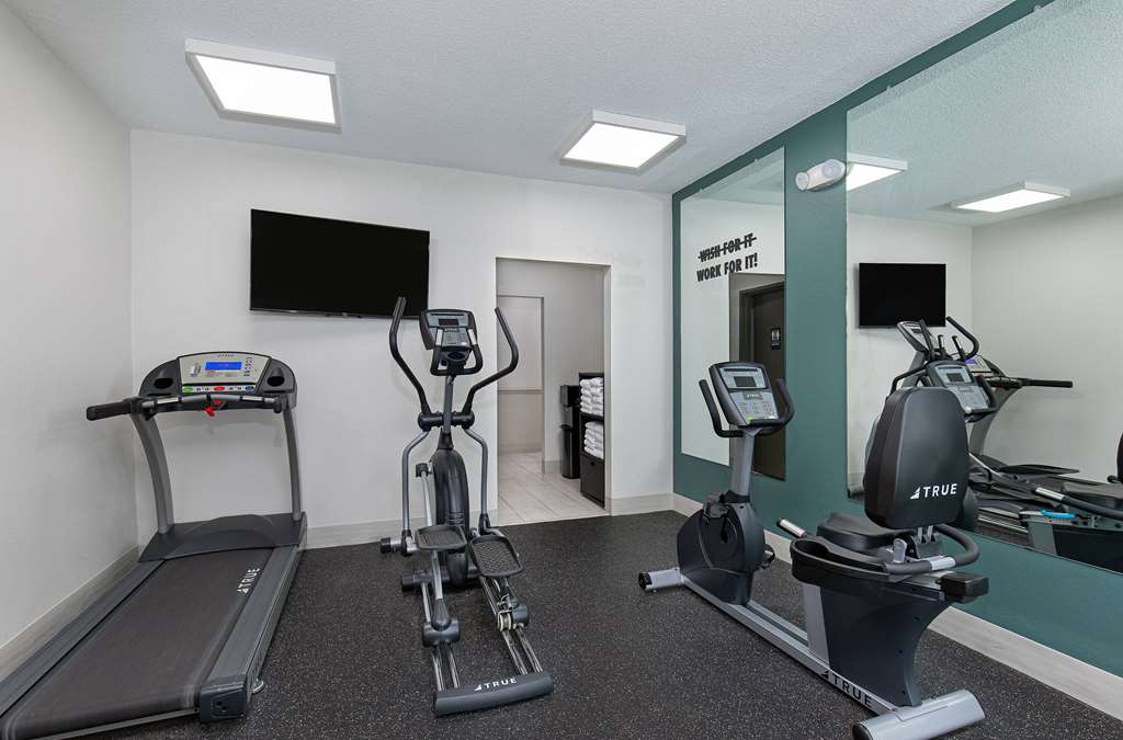 Baymont by Wyndham Hattiesburg - photo 23