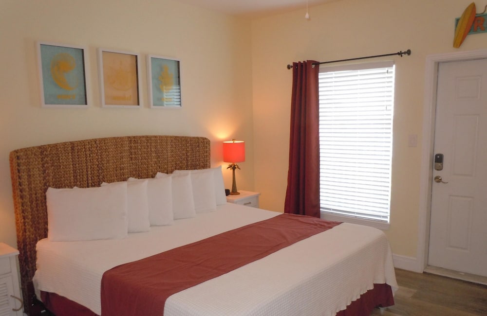 Beachgate CondoSuites and Oceanfront Resort - photo 54