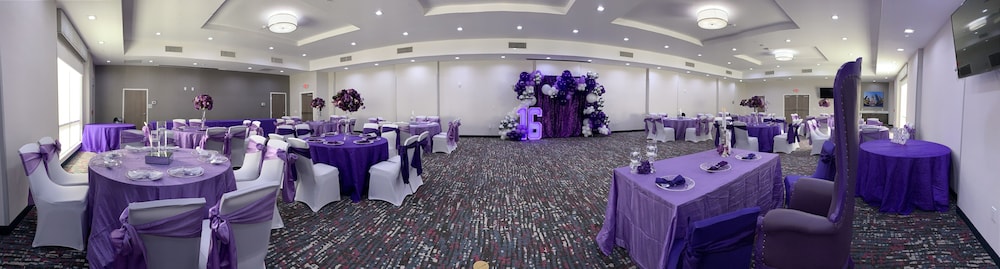 Hampton Inn & Suites Houston East Beltway 8 - photo 4