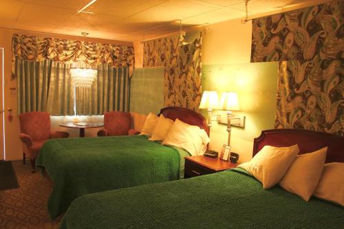 Plaza Motor Motel - photo 13
