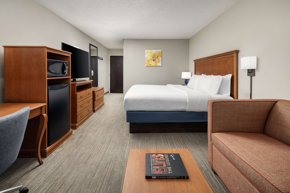 Hampton Inn Memphis Walnut Grove Baptist Hospital East - photo 13